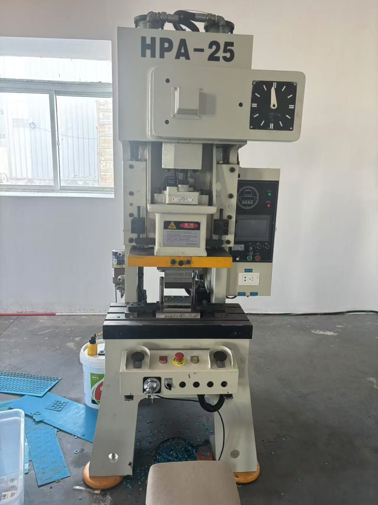 b580a2d693817a37b4140007344cc7b b580a2d693817a37b4140007344cc7b